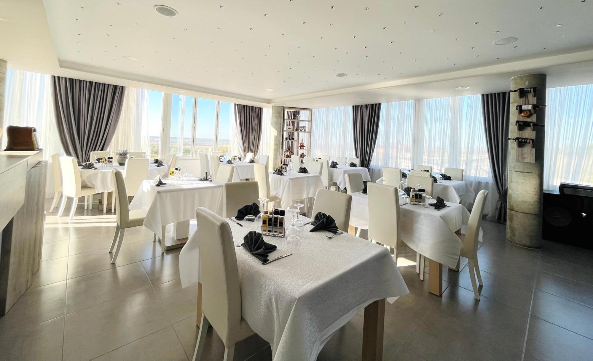Kodra E Godenve Hotel Vile-Ballaj Buitenkant foto